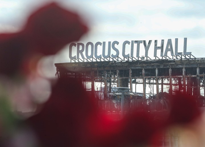Ayuntamiento de Crocus, escenario de la masacre de Moscú.  Foto EFE