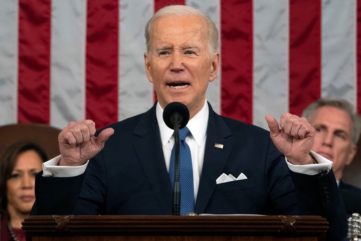 “Me escucharán el jueves”, dijo Biden cuando los periodistas.  Foto: AP