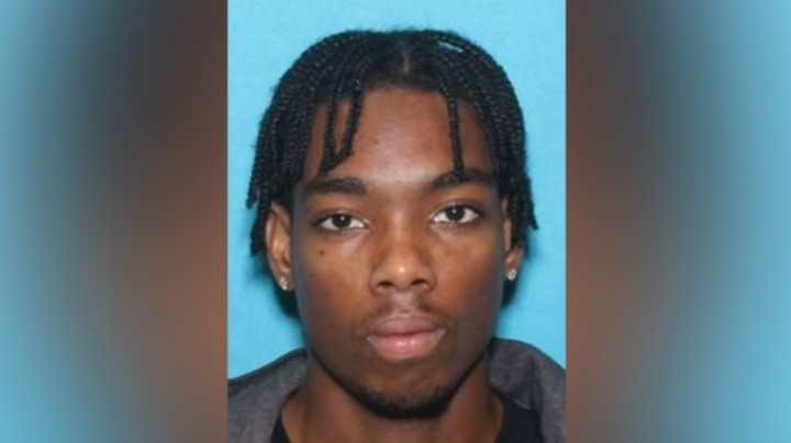 Andre Gordon, el tirador que fue a ver a su madre, a su madre y a su casa en Filadelfia.