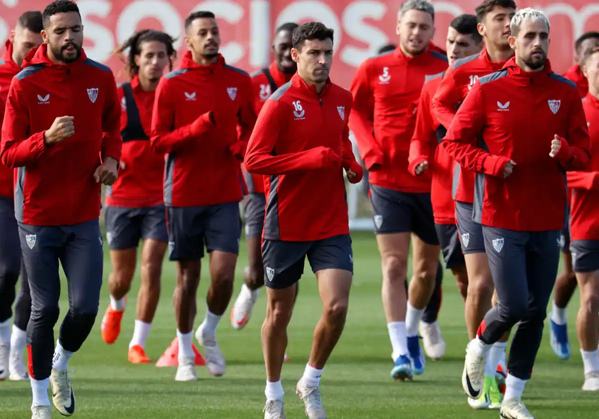 Jesús Navas, en el entrenamiento del pasado viernes en la ciudad deportiva de Sevilla