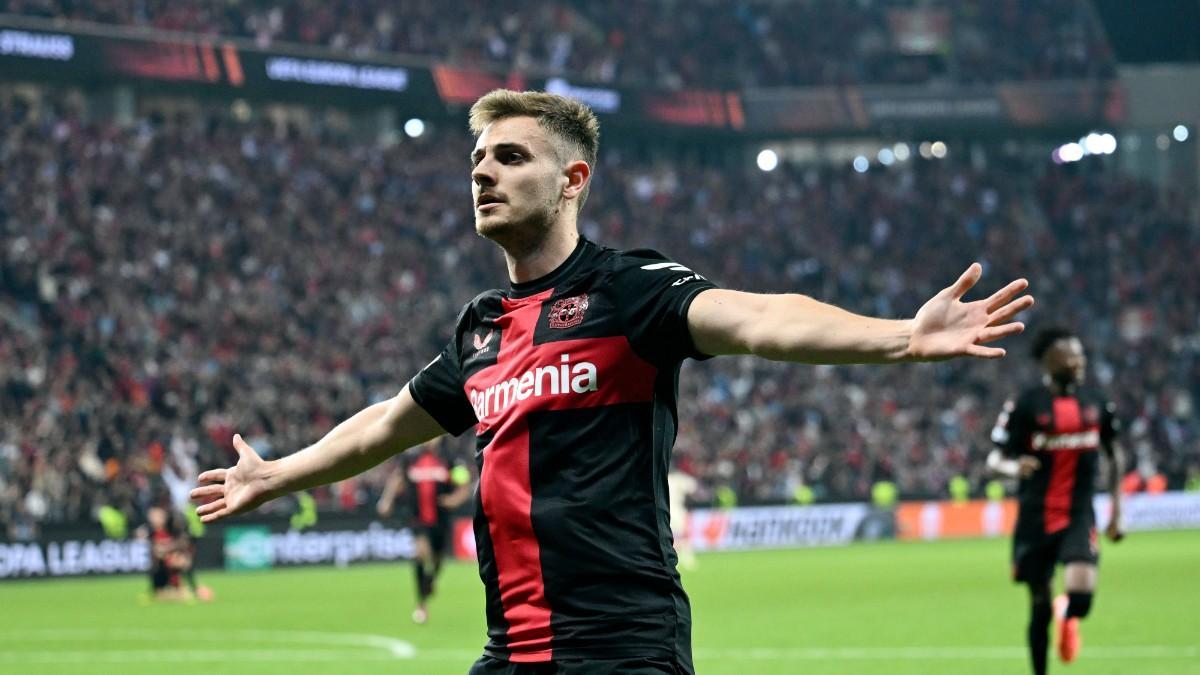 Stanisic celebra el gol del 97 ante la Roma