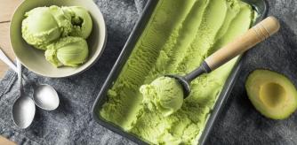 Helado casero de aguacate