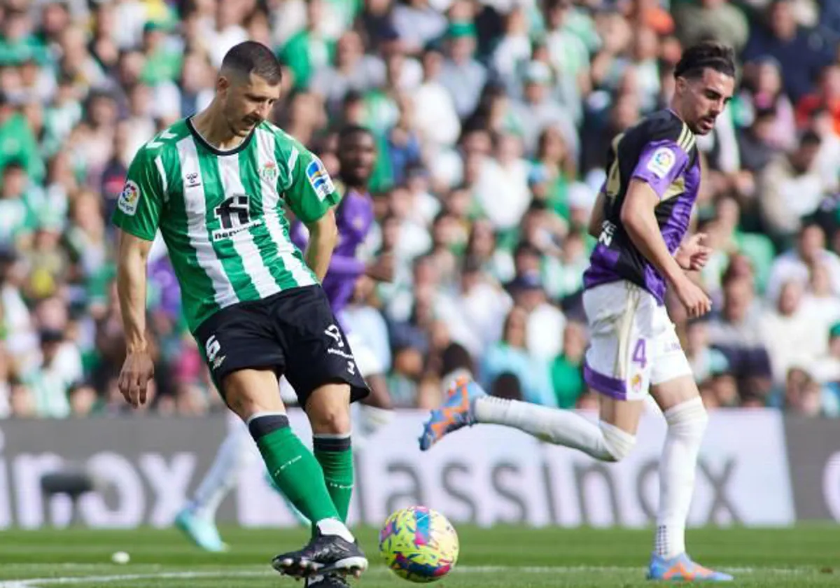 Guido Rodríguez, en el partido Betis-Valladolid