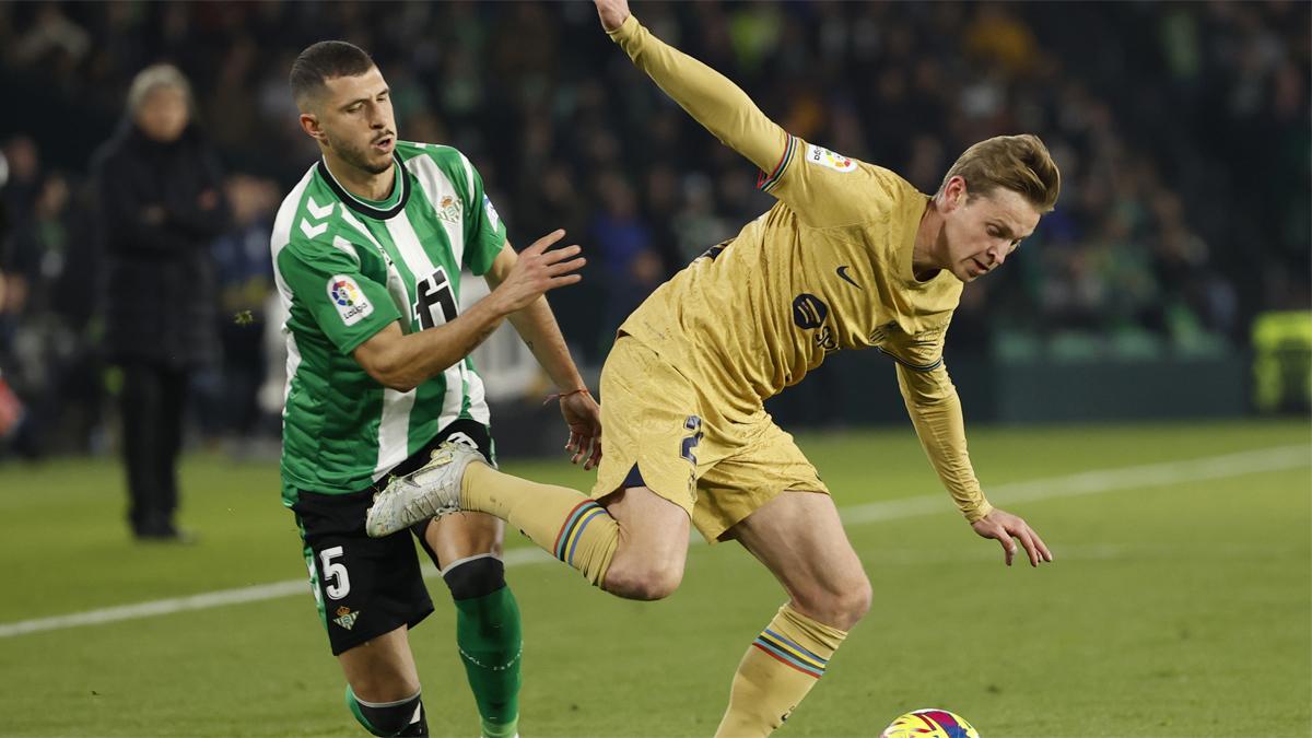 Pelea de Frenkie de Jong con Guido Rodríguez en el Betis - Barcelona