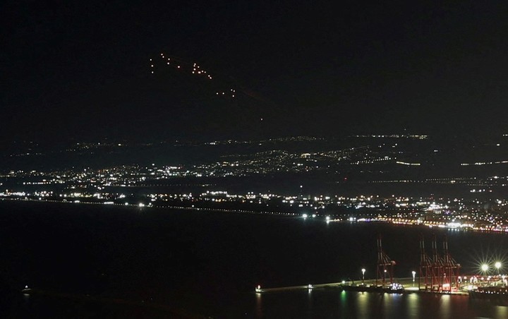 La Cúpula de Hierro de Israel intercepta cohetes lanzados desde el Líbano.  FotoReuters