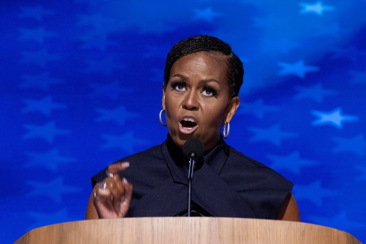En un discurso de 20 minutos, Michelle Obama habló de un estadio lleno de gente. Foto: EFE