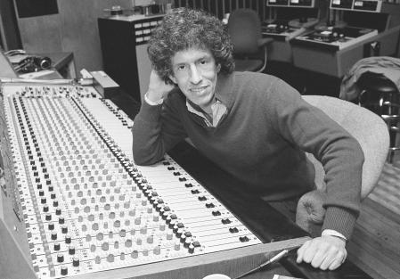 El productor Richard Perry en Los Ángeles en una imagen de 1982.