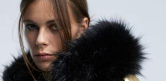 El plumífero de Lola Casademunt que está de moda en las rebajas de El Corte Inglés