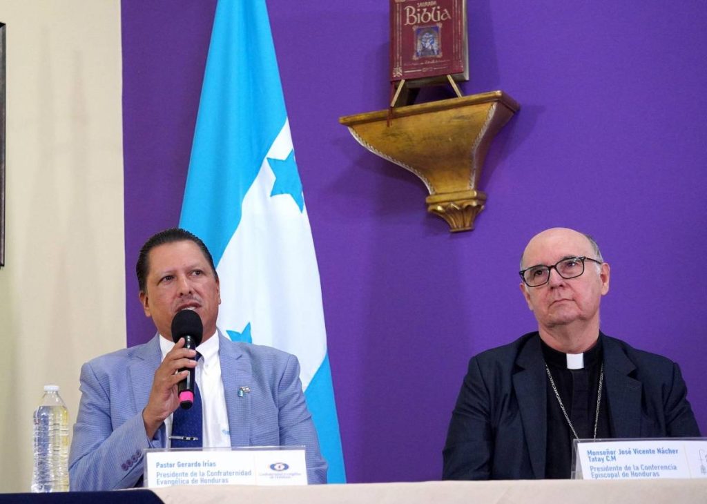Iglesias en Honduras rechazan cooptación política de la marcha por la paz y la democracia