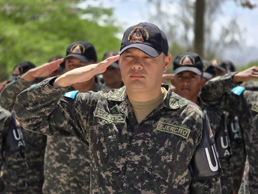 Rumores de fractura militar reavivan debate sobre politización de las Fuerzas Armadas en Honduras