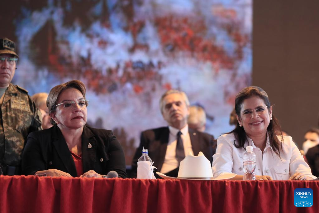 Rixi Moncada agudiza el distanciamiento con el sector privado y enfrenta retos económicos en Honduras