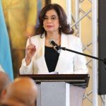 Rixi Moncada impulsa eliminación de la Central de Riesgos y cuestiona la estabilidad económica hondureña