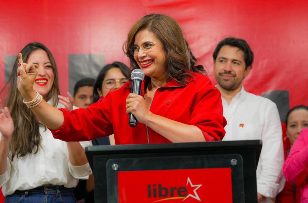 Rixi Moncada: Cierre de la Central de Riesgos y Caída Electoral
